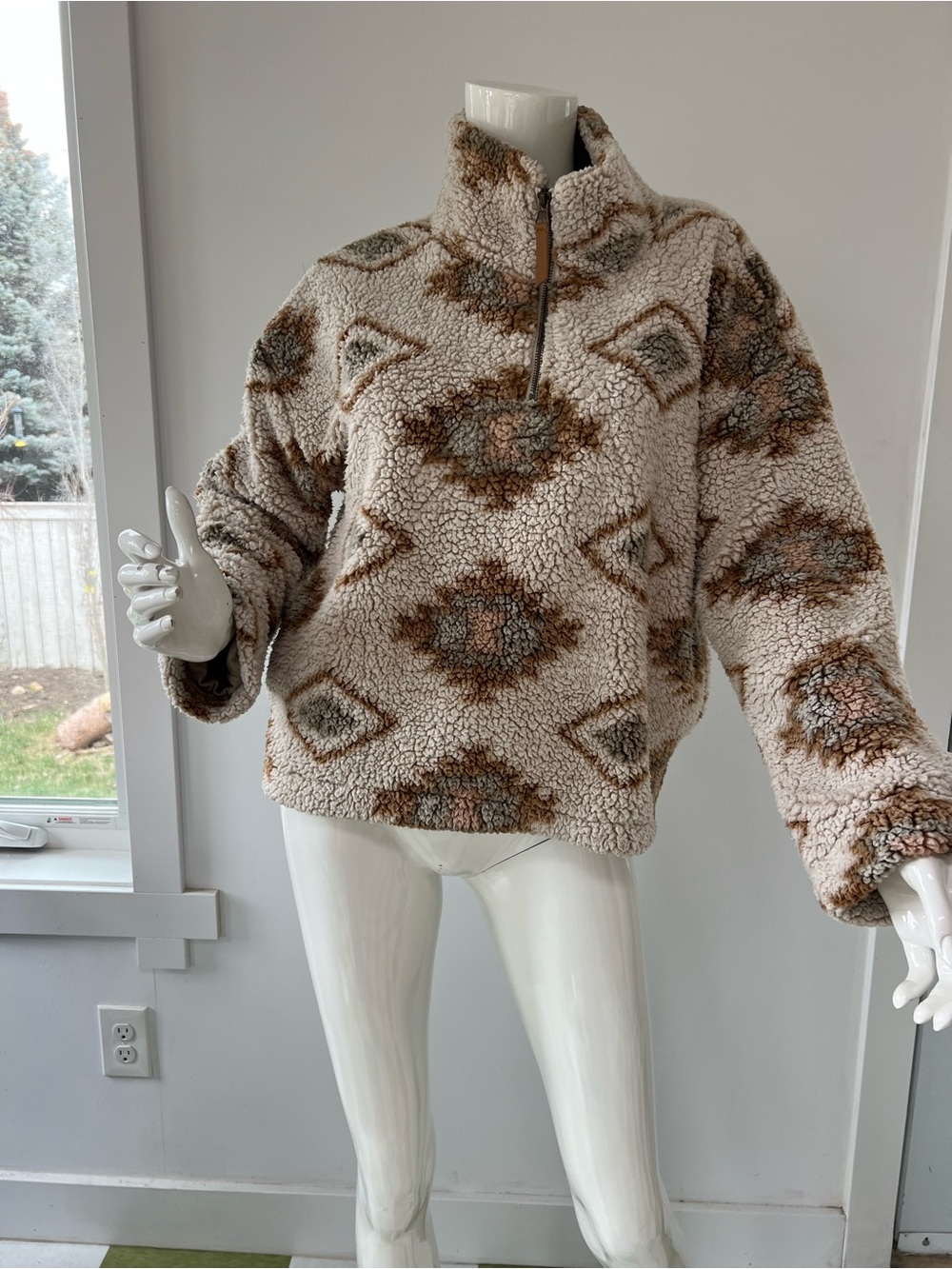 Thread & Supply Women’s Southwestern Sherpa Pullover Fleece  Teddy Jacket